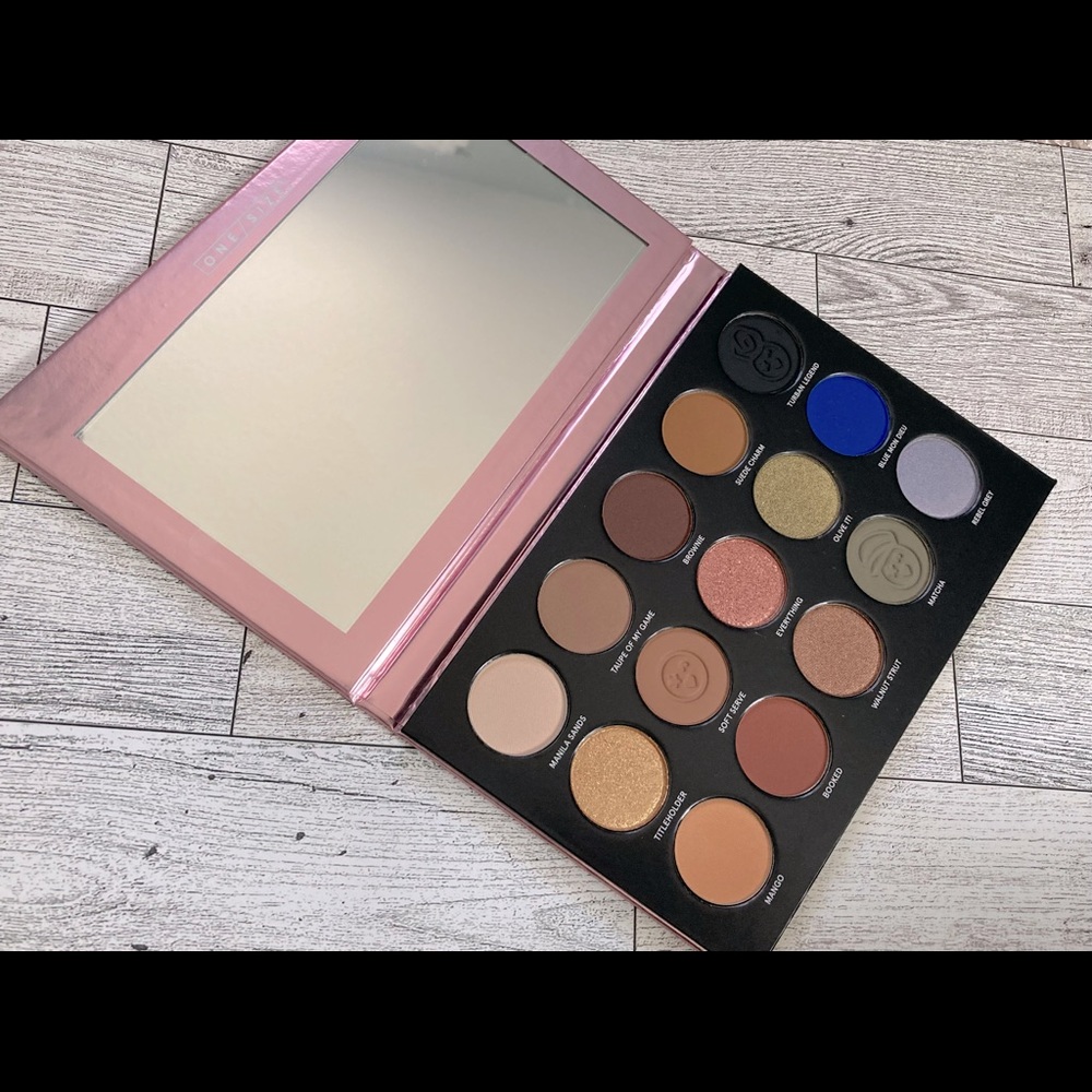 PATRICK STARRR Visionary Eyeshadow Palette
